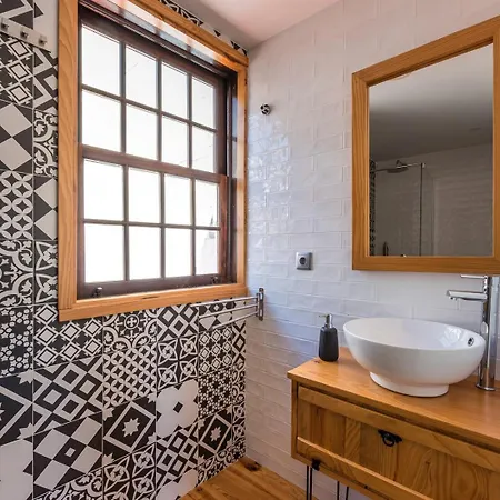Guestready - Castlerock Pub & Apartamento *